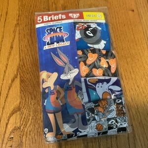 4 Briefs size 8 Space Jam